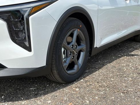 New 2026 Kia K4 LXS image 9