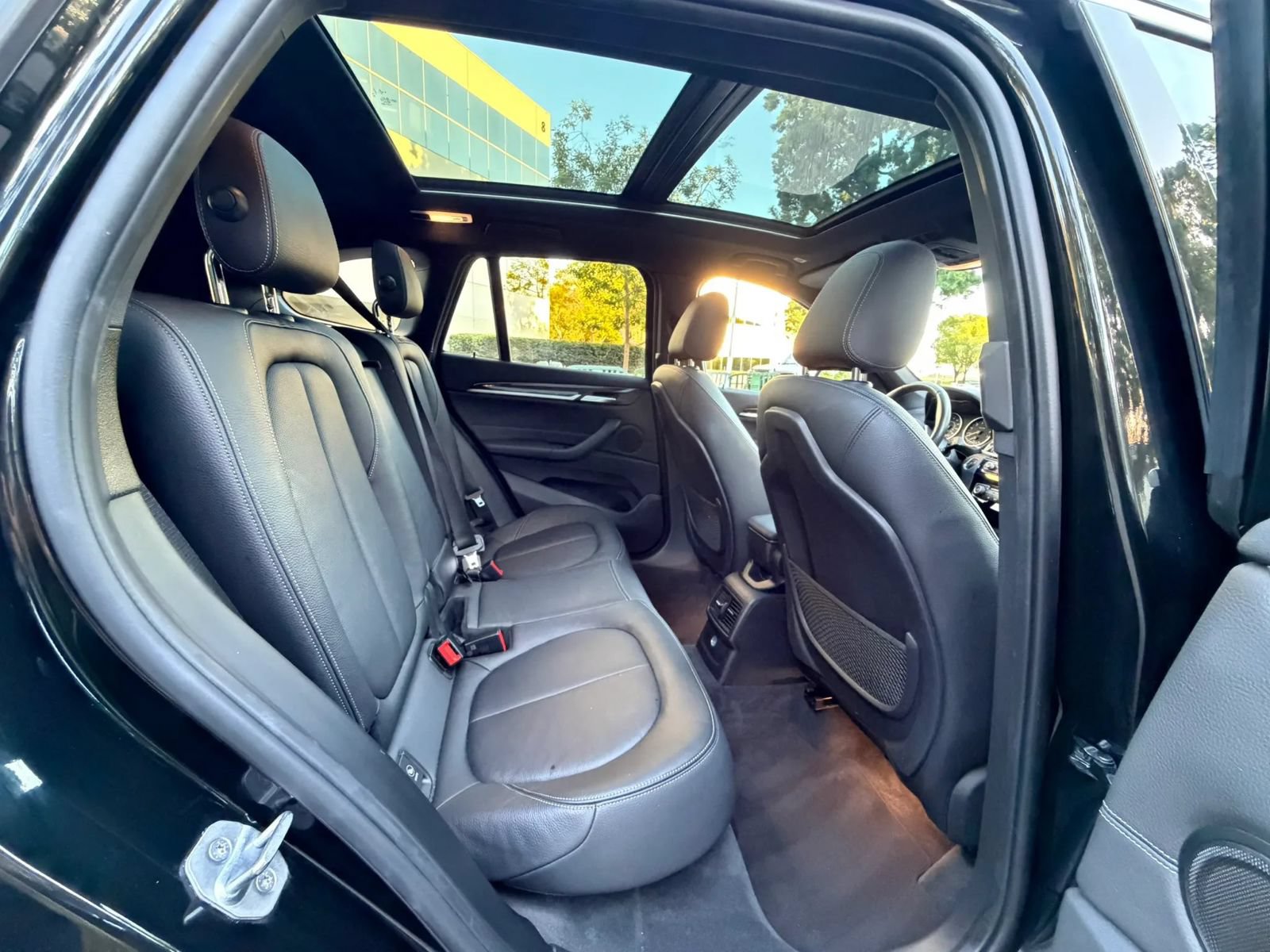 Used 2018 BMW X1 sDrive28i FWD image 11