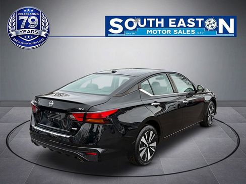 Used 2021 Nissan Altima 2.5 SV w/ SV Premium Package AWD/4WD image 6