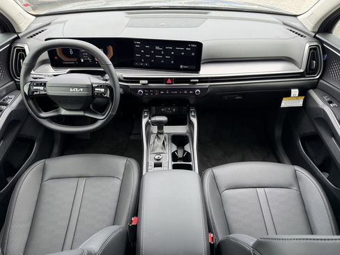 New 2026 Kia Sorento S image 12