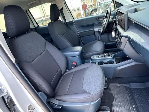 Used 2025 Ford Maverick XL image 15