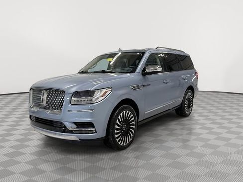 Used 2021 Lincoln Navigator Black Label image 4