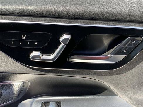 New 2026 Mercedes-Benz GLC 350e 4MATIC image 13