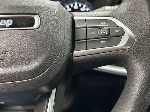 Used 2023 Jeep Compass Sport AWD/4WD image 18