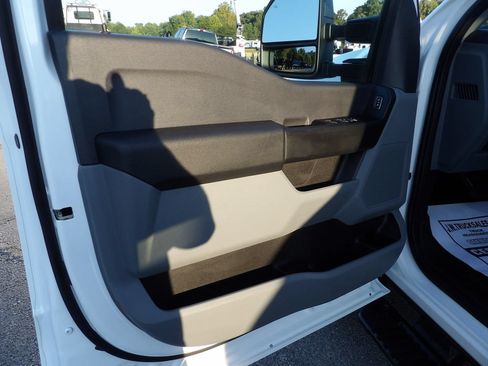 Used 2025 Ford F250 XL w/ XL Off-Road Package AWD/4WD image 14