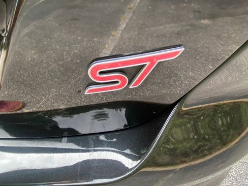 Used 2013 Ford Focus ST FWD image 43