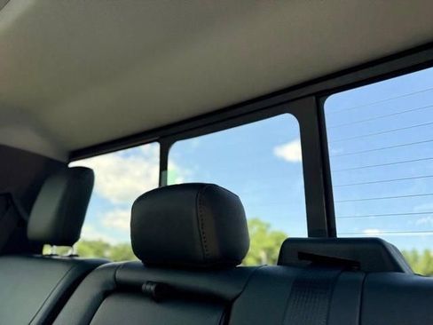 New 2025 Ford F250 Lariat w/ Lariat Ultimate Package image 27