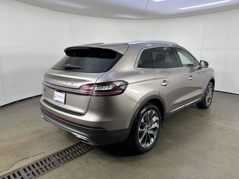 Used 2021 Lincoln Nautilus Reserve image 36