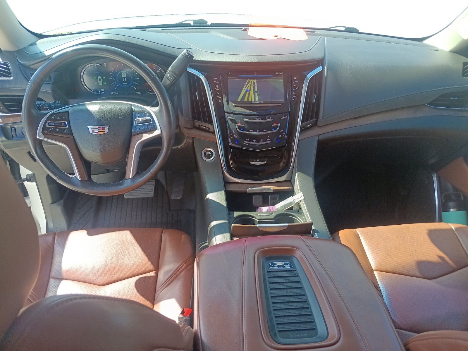 Used 2019 Cadillac Escalade Premium Luxury AWD/4WD image 21