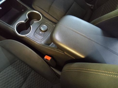 Used 2019 GMC Terrain SLE w/ LPO, Floor Liner Package image 26