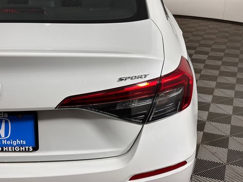 Used 2023 Honda Civic Sport image 13