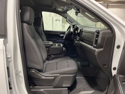 Used 2023 Chevrolet Silverado 1500 LT w/ Protection Package image 27