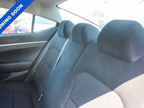 Used 2019 Hyundai Elantra SE w/ Cargo Package image 23