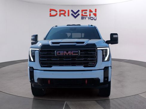 New 2026 GMC Sierra 2500 AT4 w/ AT4 Premium Plus Package image 8