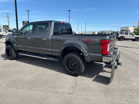 Used 2019 Ford F250 Lariat w/ Chrome Package AWD/4WD image 9