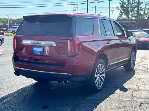 Used 2021 GMC Yukon Denali w/ Denali Premium Package AWD/4WD image 5