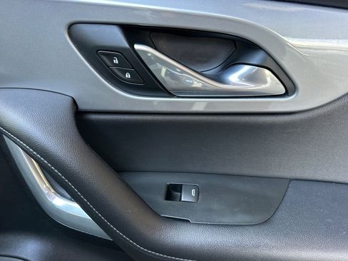 Certified 2020 Chevrolet Blazer LT FWD image 22