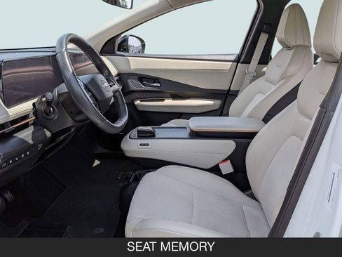 Used 2024 Nissan Ariya AWD image 14