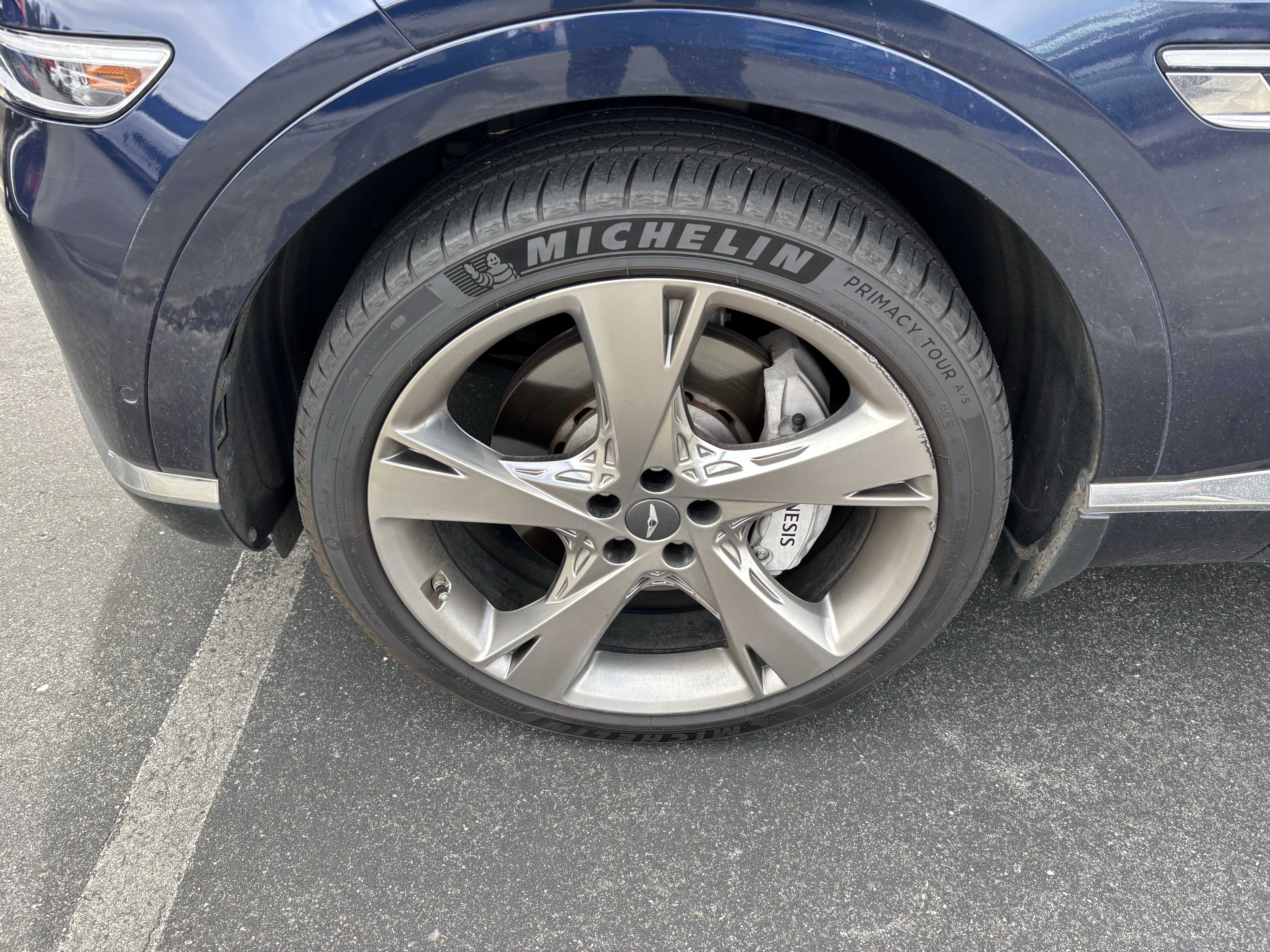 Used 2022 Genesis GV80 2.5T w/ Prestige Package 04 AWD/4WD image 13