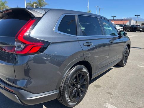 Used 2025 Honda CR-V EX-L image 12