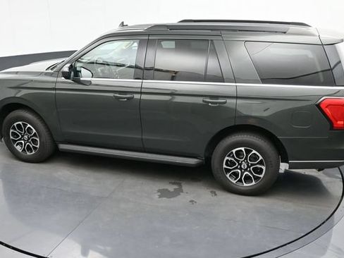 Used 2022 Ford Expedition XLT AWD/4WD image 23
