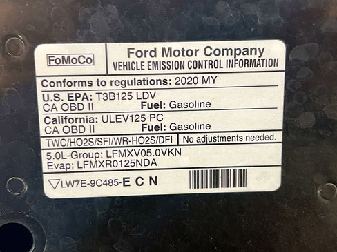 Used 2020 Ford Mustang GT Premium w/ Equipment Group 401A RWD image 21