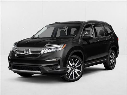 Used 2020 Honda Pilot Touring image 1