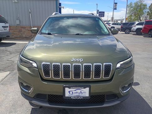 Used 2019 Jeep Cherokee Limited AWD/4WD image 3