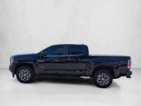 Used 2017 GMC Canyon SLE w/ All Terrain Package AWD/4WD image 8