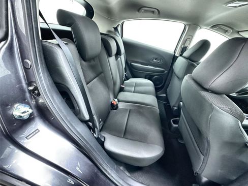 Used 2020 Honda HR-V LX image 28