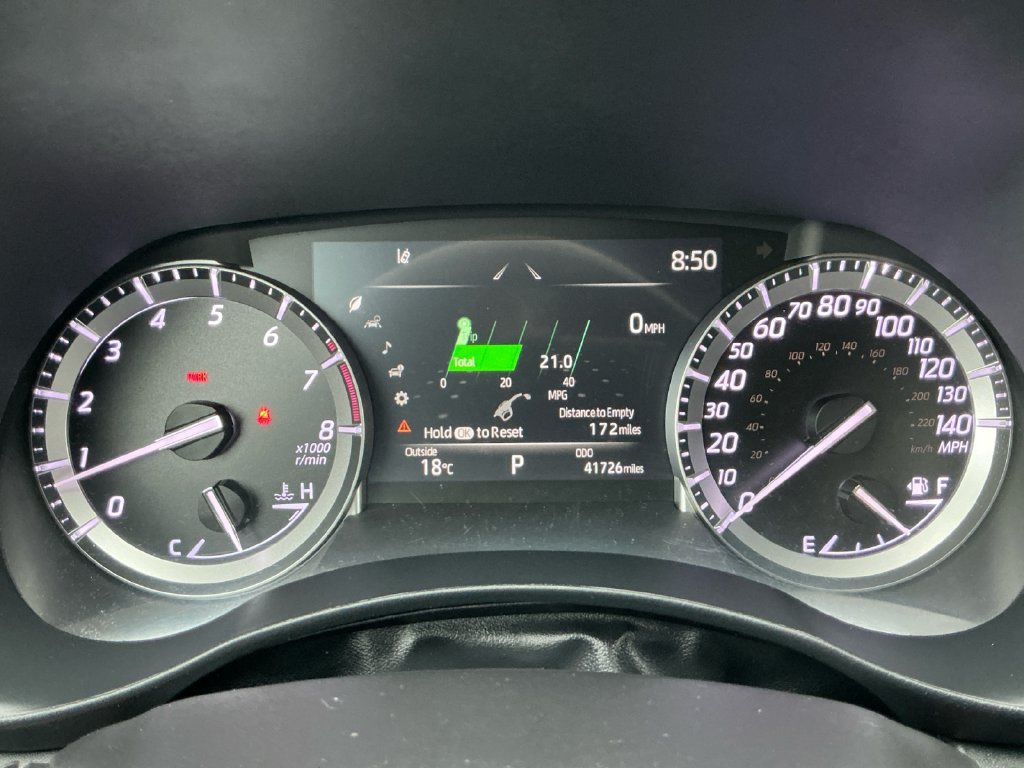Used 2022 Toyota Highlander XLE AWD/4WD image 23