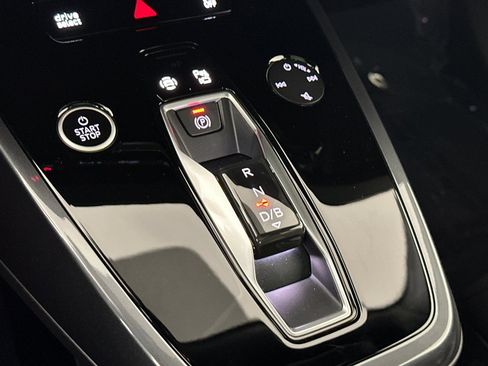 Certified 2025 Audi Q4 e-tron Premium Plus w/ Premium Plus image 21