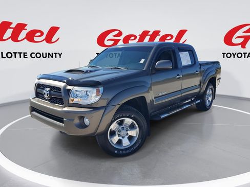 Used 2011 Toyota Tacoma PreRunner image 1