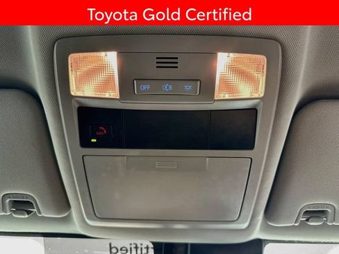 Certified 2023 Toyota Tacoma SR5 AWD/4WD image 33