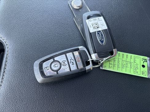 Used 2024 Ford F350 Lariat w/ Camper Package image 30