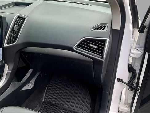 Certified 2023 Ford Edge SEL w/ Convenience Package AWD/4WD image 29