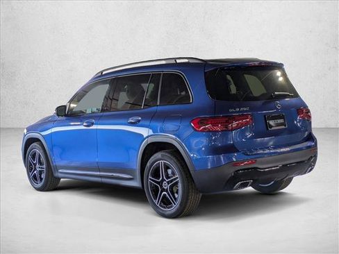 New 2026 Mercedes-Benz GLB 250 image 9