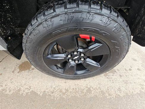 Used 2018 Chevrolet Colorado LT w/ Redline Special Edition image 22