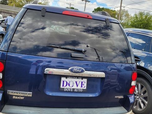 Used 2007 Ford Explorer Eddie Bauer AWD/4WD image 4