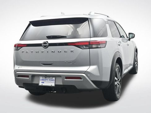 Used 2023 Nissan Pathfinder Platinum AWD/4WD image 7