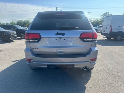 Used 2021 Jeep Grand Cherokee Laredo X AWD/4WD image 6