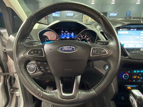 Used 2019 Ford Escape SEL AWD/4WD image 19