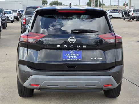 Used 2023 Nissan Rogue SV AWD/4WD image 8