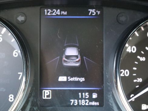 Used 2020 Nissan Rogue Sport SV w/ All-Weather Package AWD/4WD image 45