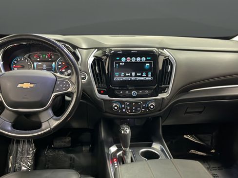 Used 2019 Chevrolet Traverse LT AWD/4WD image 11