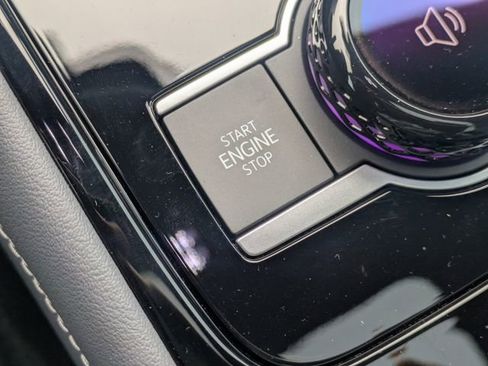 New 2026 Volkswagen Tiguan SEL R-Line AWD/4WD image 29