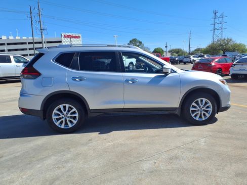 Used 2020 Nissan Rogue S w/ Special Edition Package image 24