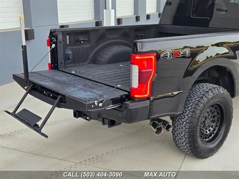 Used 2019 Ford F350 Limited image 19