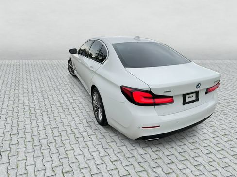 Certified 2023 BMW 530i xDrive w/ Premium Package AWD/4WD image 7