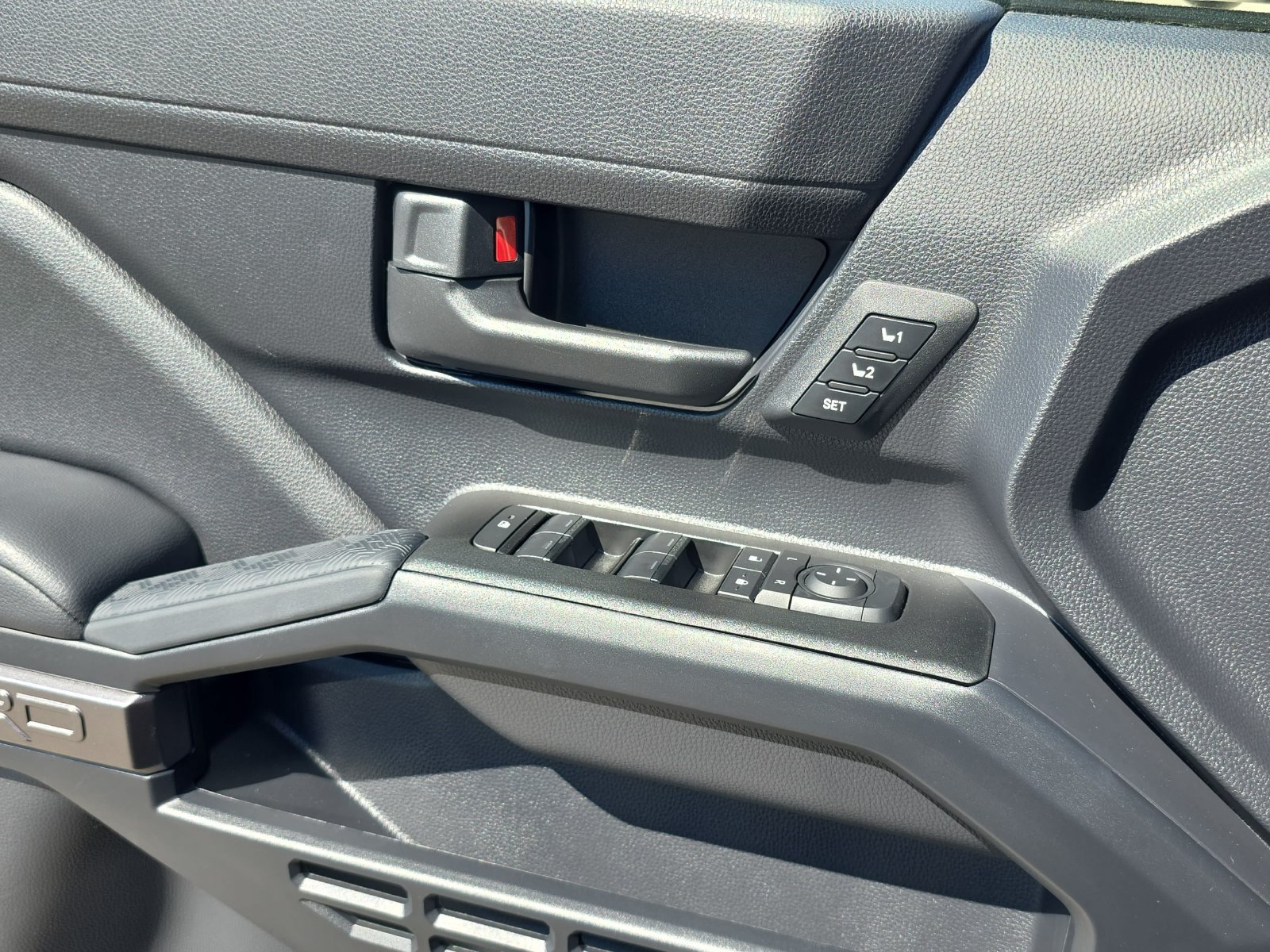 New 2026 Toyota 4Runner TRD Off-Road Premium AWD/4WD image 24